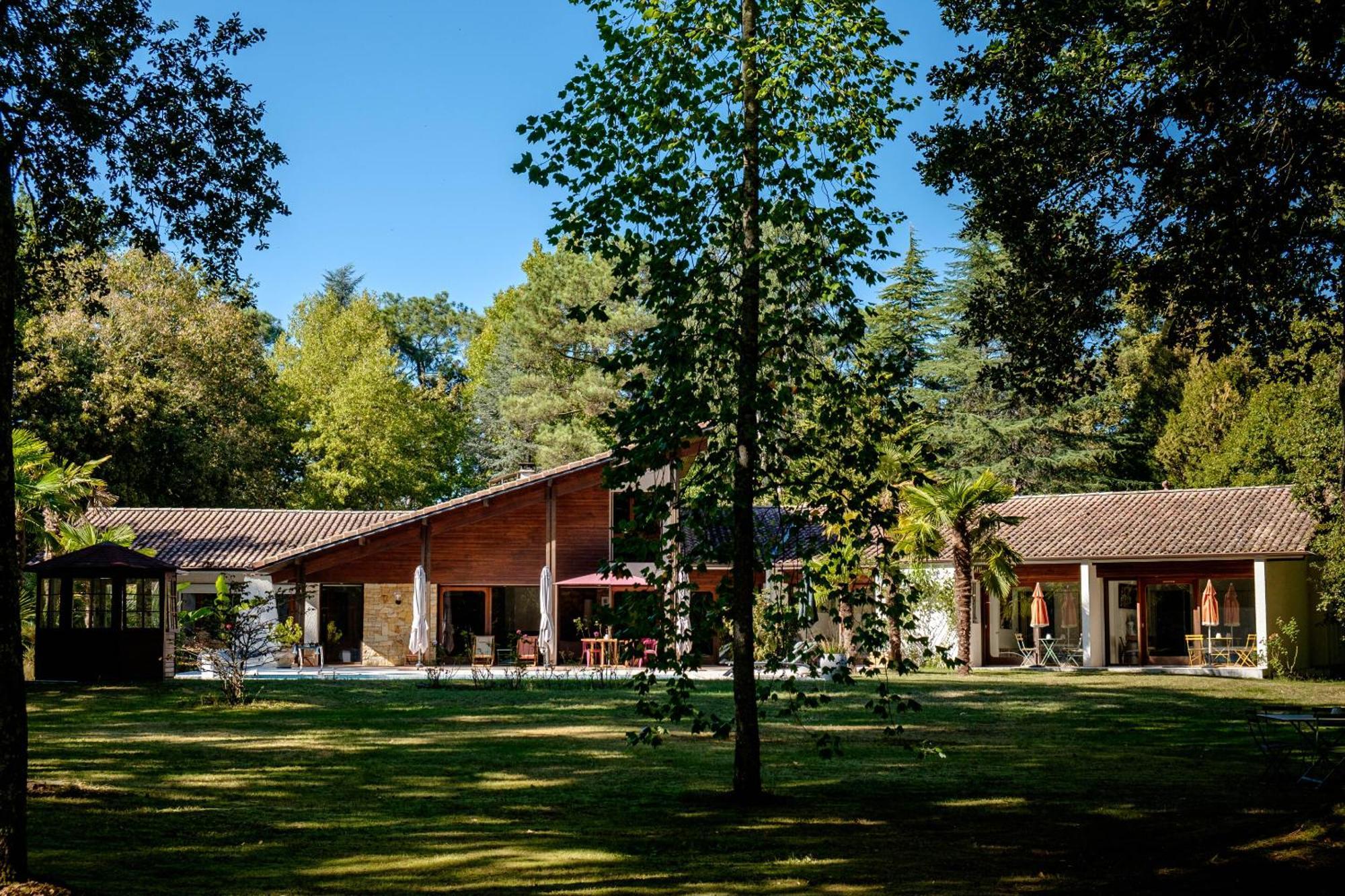 Parc De L'Aiguade Bed and Breakfast Saint-Paul-lès-Dax Exteriör bild