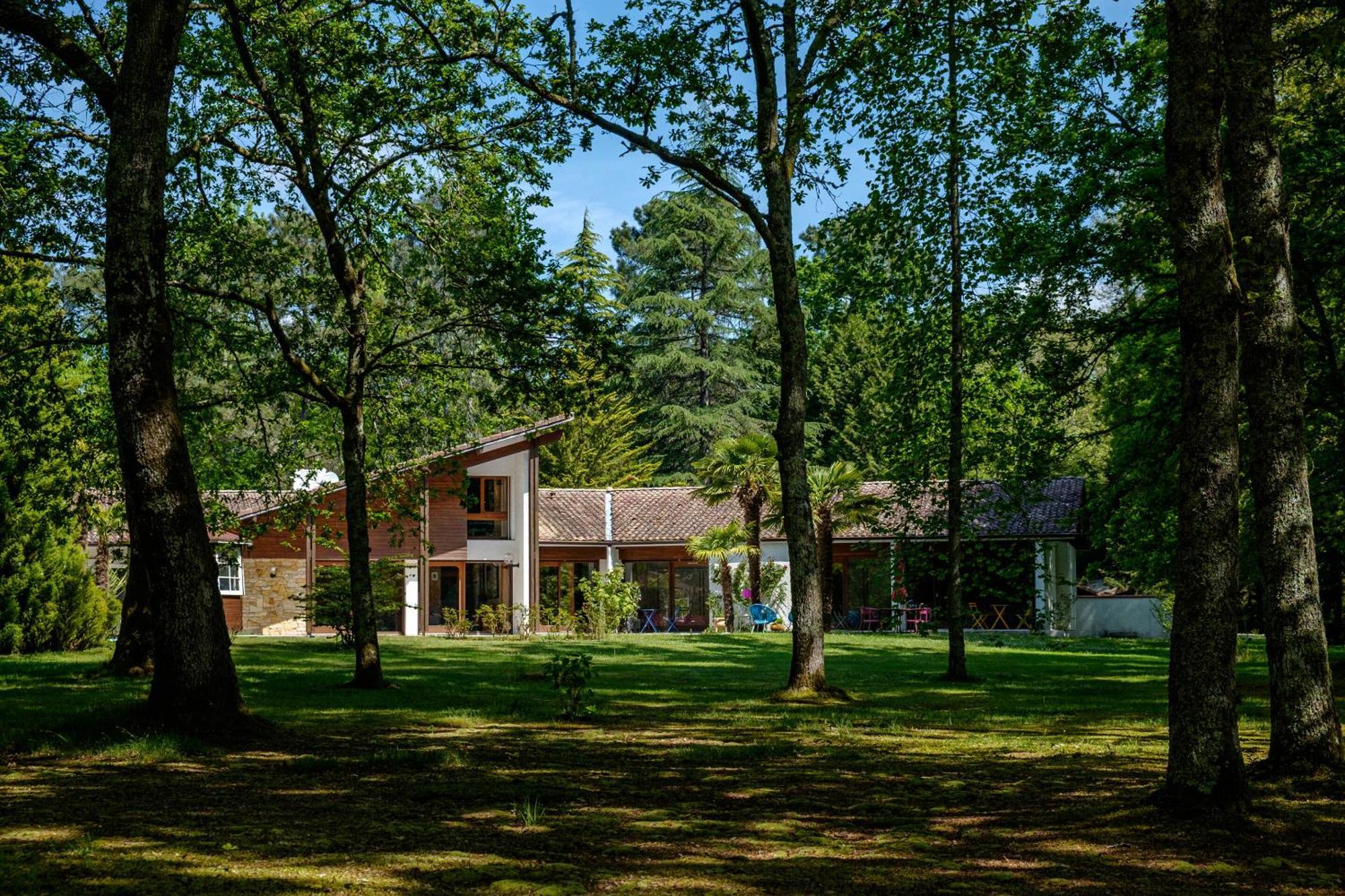 Parc De L'Aiguade Bed and Breakfast Saint-Paul-lès-Dax Exteriör bild